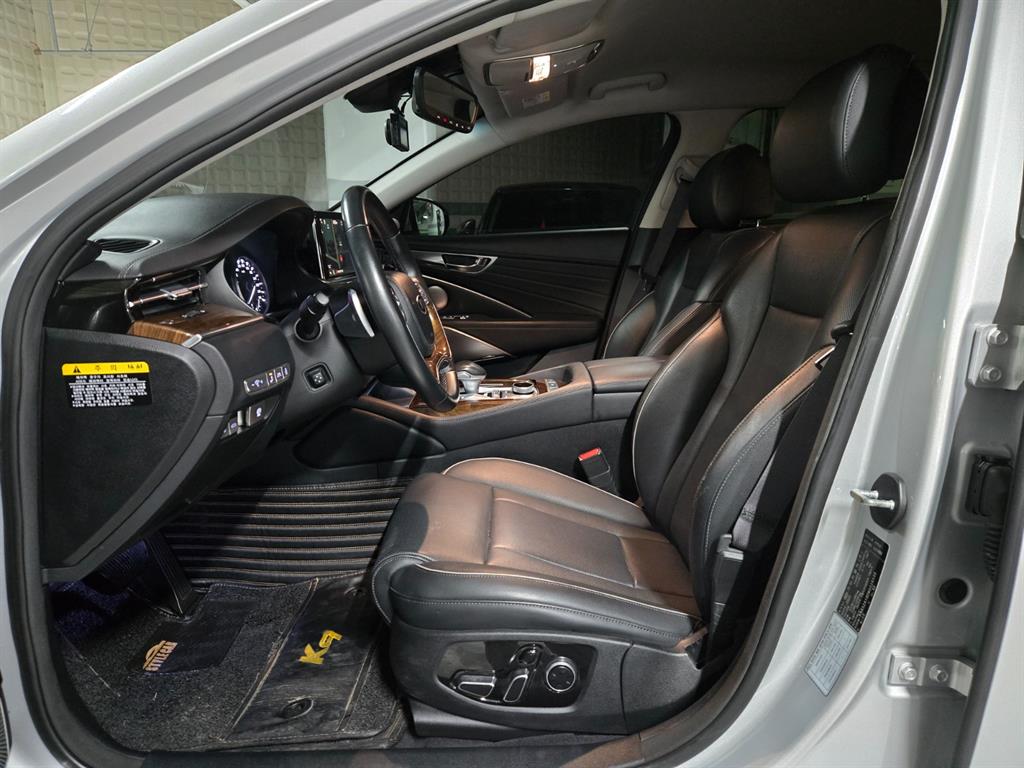 KIA K9 - Vista 6