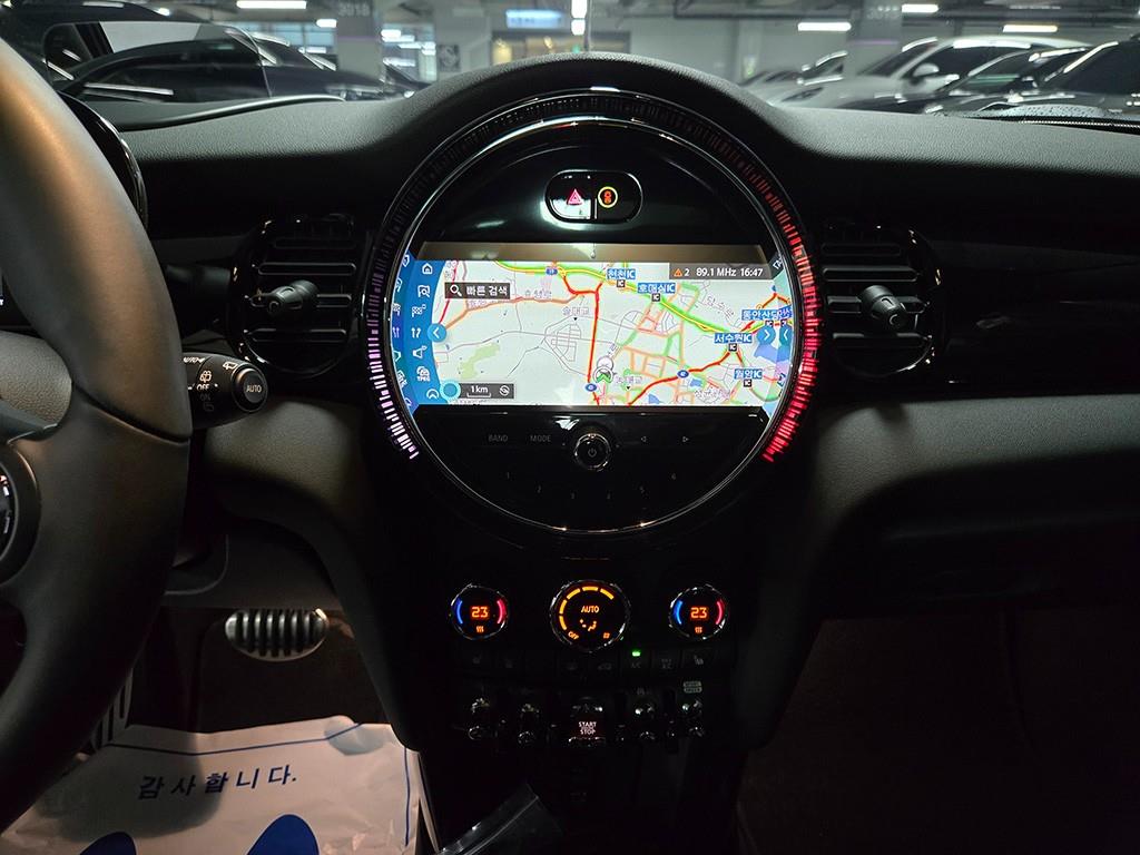 Mini Cooper - Vista 10