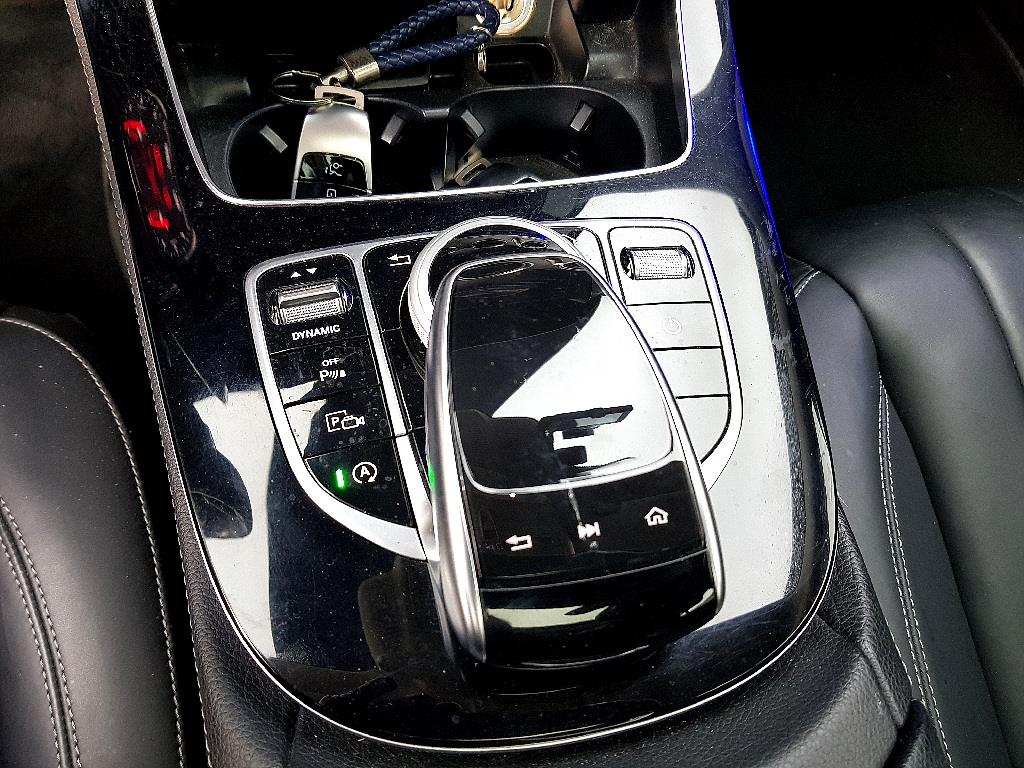 Mercedes Benz E class - Vista 12