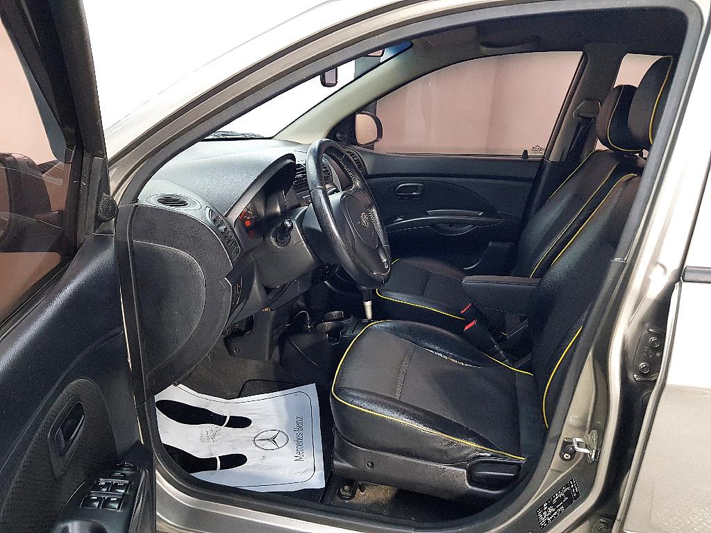 KIA Morning - Vista 8