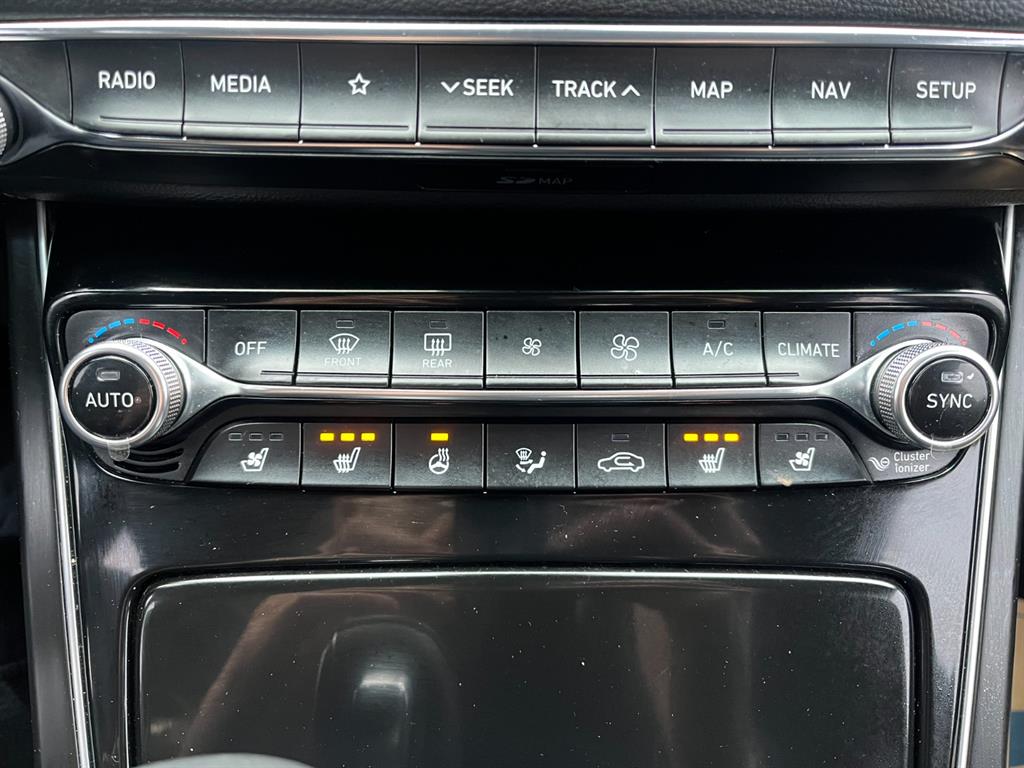 HYUNDAI Grandeur - Vista 11