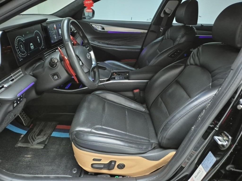 HYUNDAI Grandeur - Vista 11