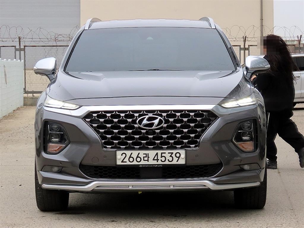HYUNDAI Santa Fe 2020 Gris - Importación desde Corea - HF Imports Iquique - Foto 1