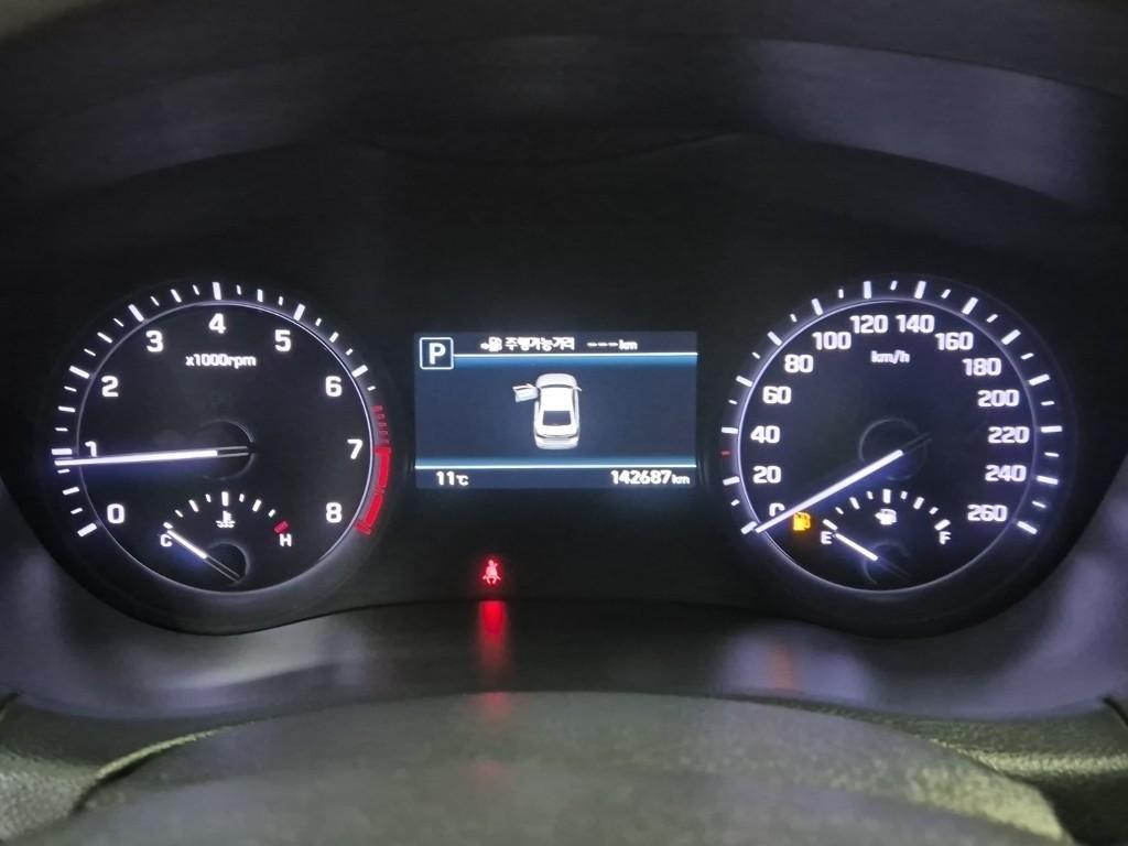 Genesis G80 - Vista 6