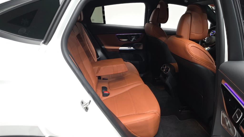 Mercedes Benz GLC Class - Vista 11