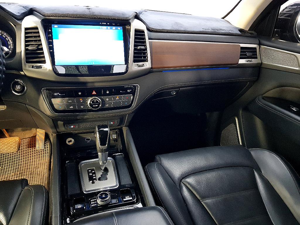 Ssangyong Rexton - Vista 10