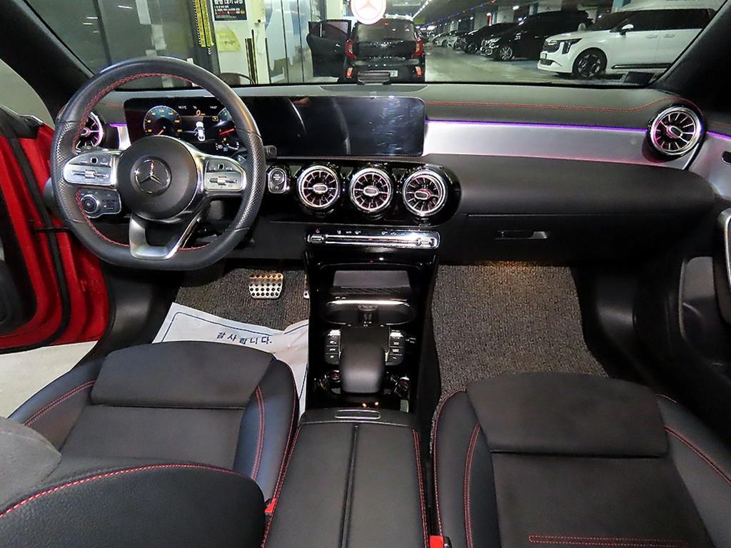 Mercedes Benz CLA Class - Vista 10