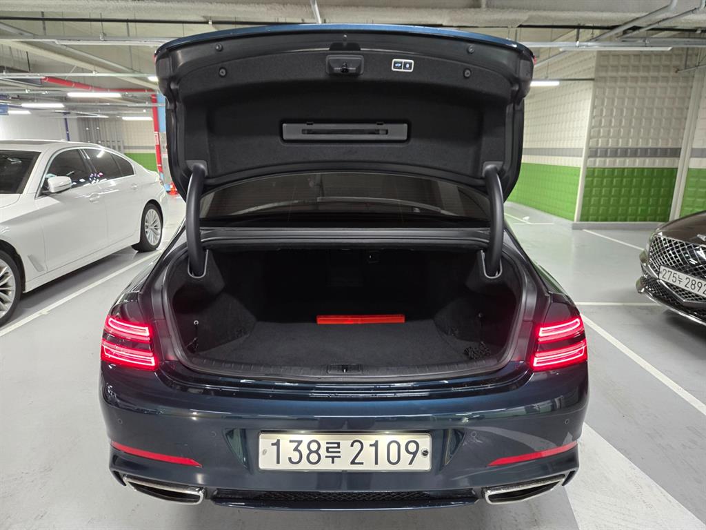 Genesis G80 - Vista 5