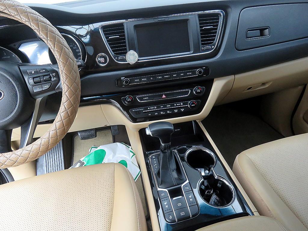 KIA Carnival 2020 - Importación desde Corea - HF Imports Iquique - Foto 12