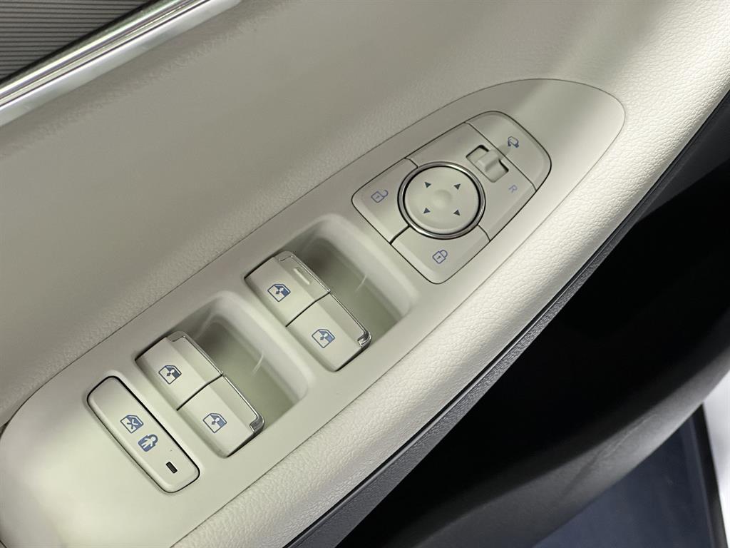 HYUNDAI Grandeur 2022 Blanco - Importación desde Corea - HF Imports Iquique - Foto 15