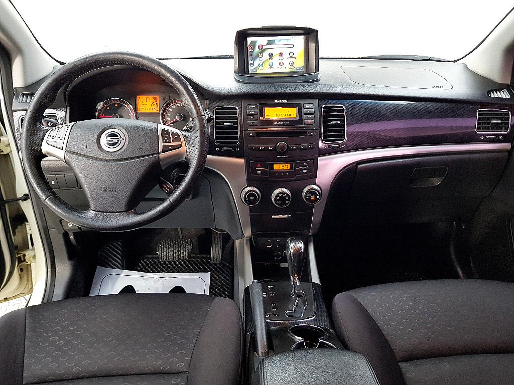 Ssangyong Korando - Vista 5