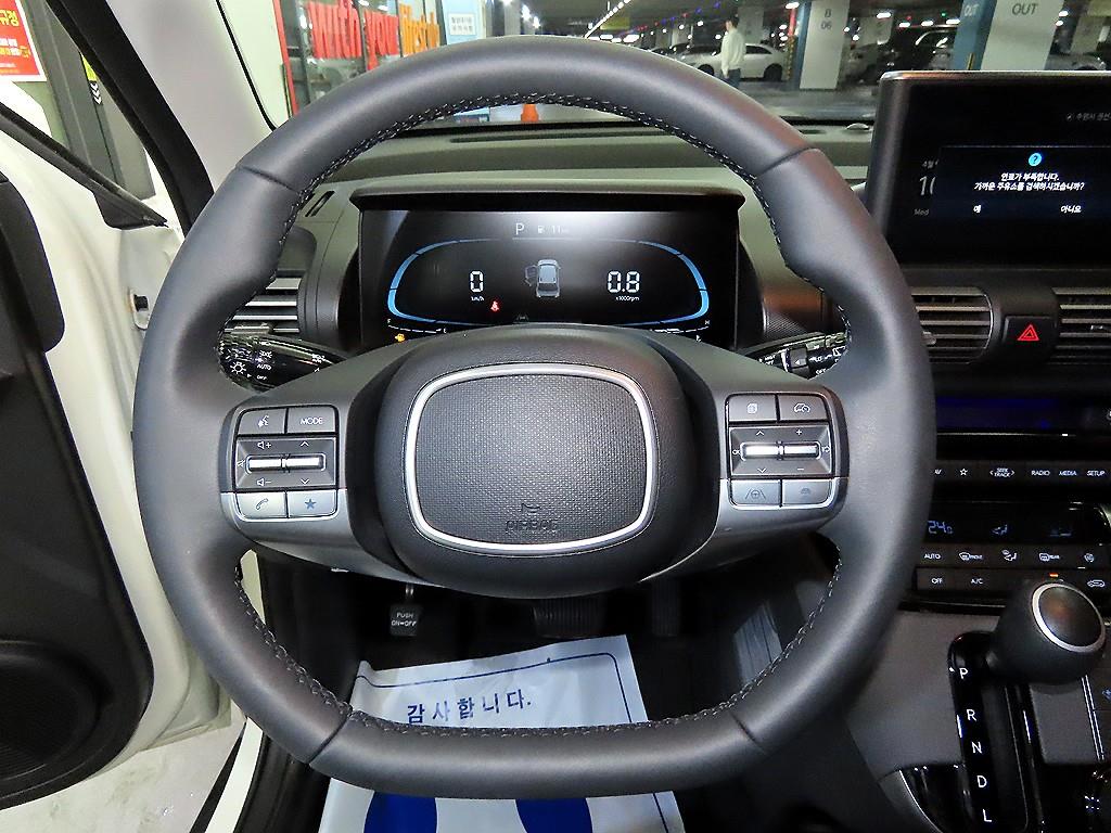 HYUNDAI Casper - Vista 8