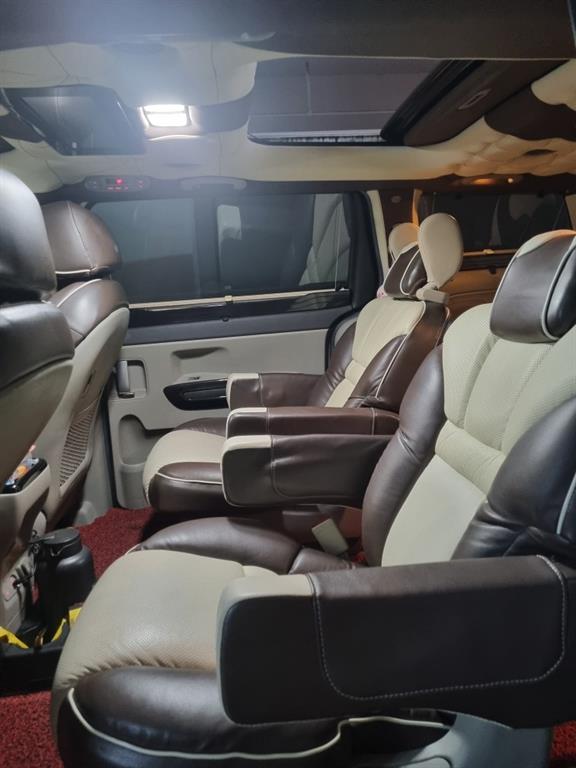 KIA Carnival - Vista 3