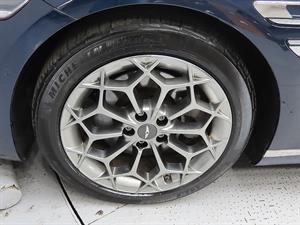 Genesis G80 - Vista 10