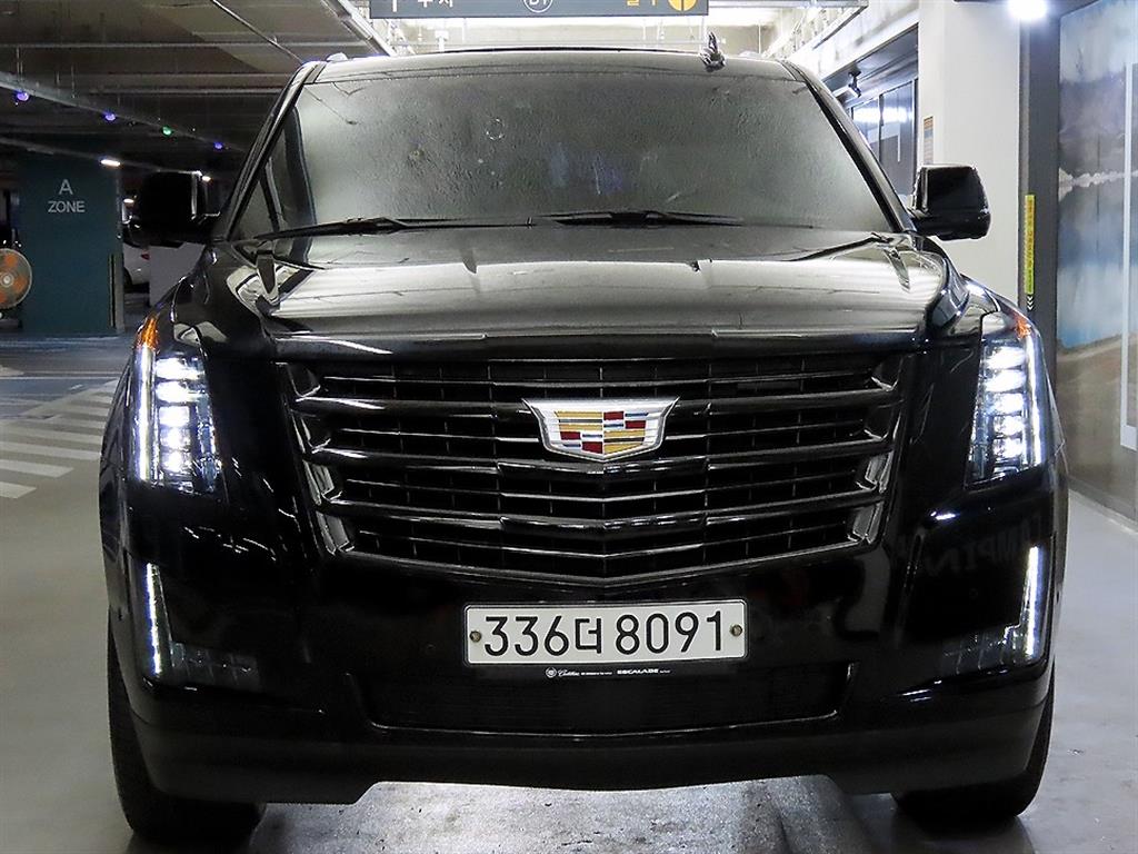 Cadillac Escalade - Vista 2