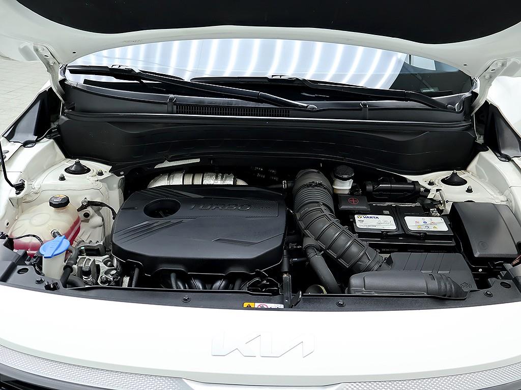 KIA Seltos 2023 Blanco - Importación desde Corea - HF Imports Iquique - Foto 8