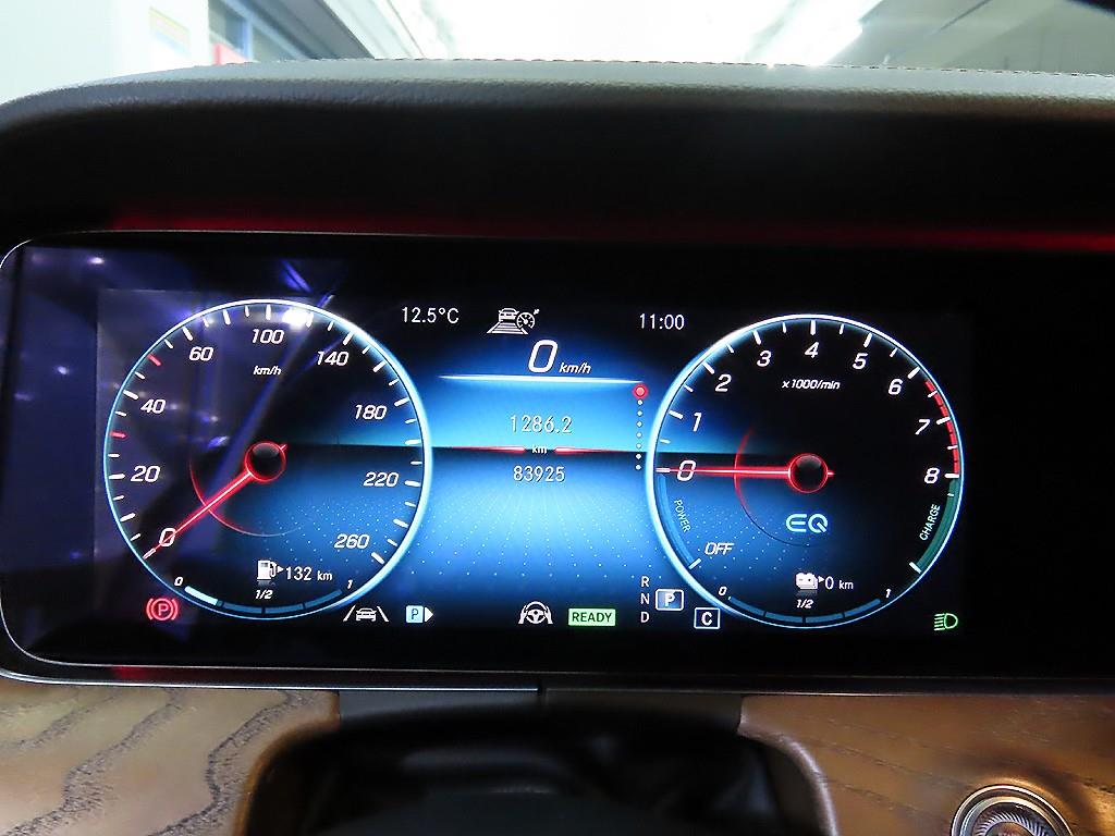 Mercedes Benz E class - Vista 9