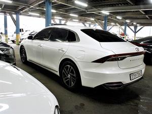 HYUNDAI Grandeur - Vista 8