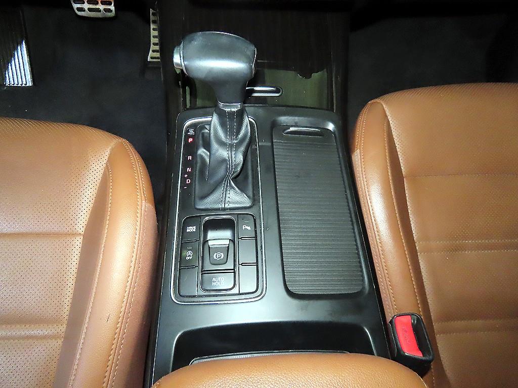 KIA Sorento - Vista 12