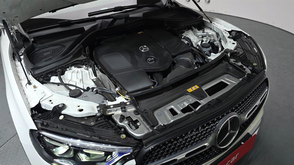 Mercedes Benz GLC Class - Vista 6