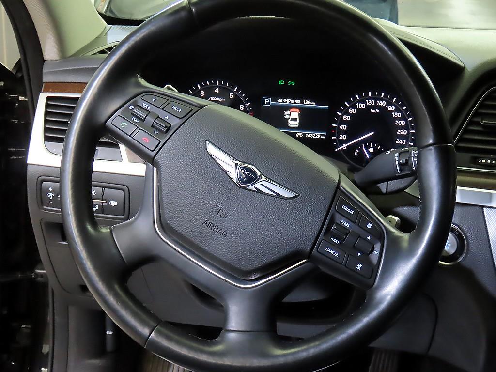 Genesis G80 - Vista 8