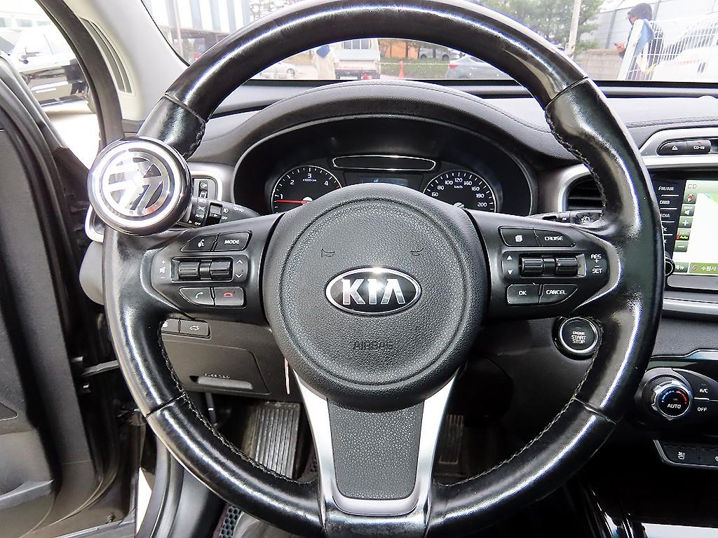 KIA Sorento - Vista 8