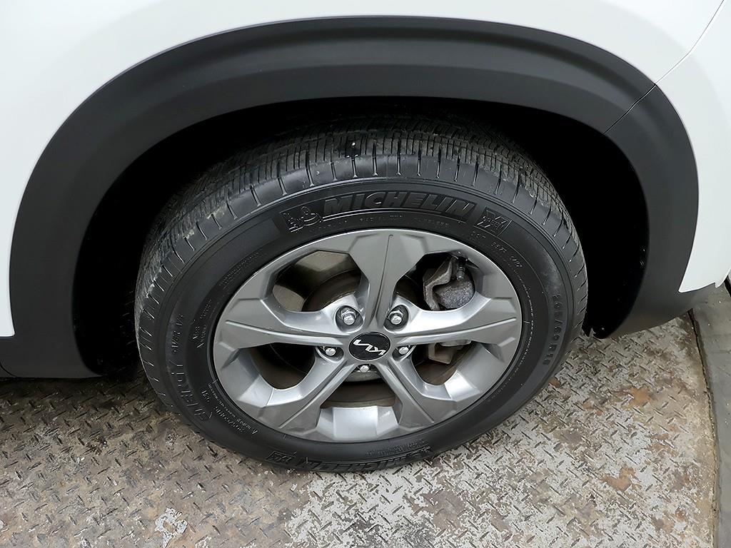 KIA Seltos 2023 Blanco - Importación desde Corea - HF Imports Iquique - Foto 7