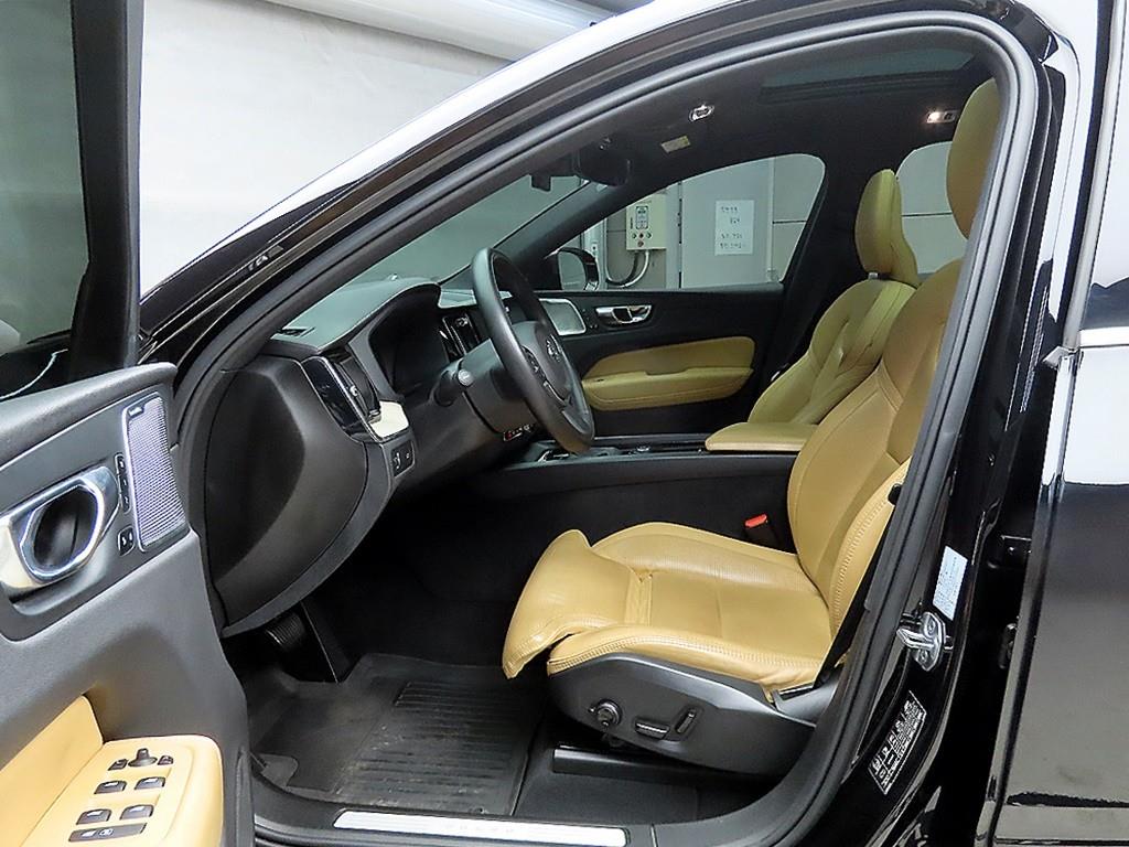 Volvo XC60 - Vista 5