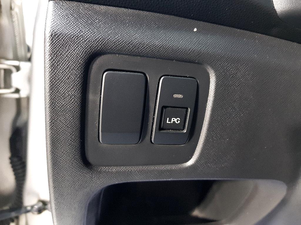 KIA Morning - Vista 11