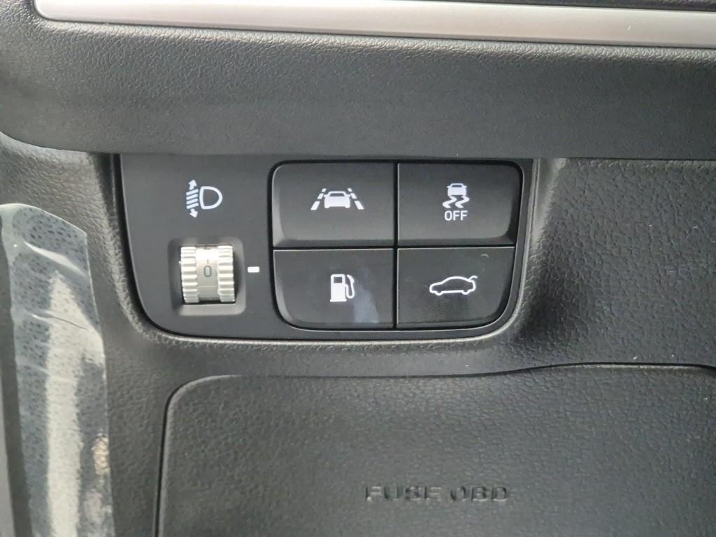 HYUNDAI Grandeur 2020 Negro - Importación desde Corea - HF Imports Iquique - Foto 18