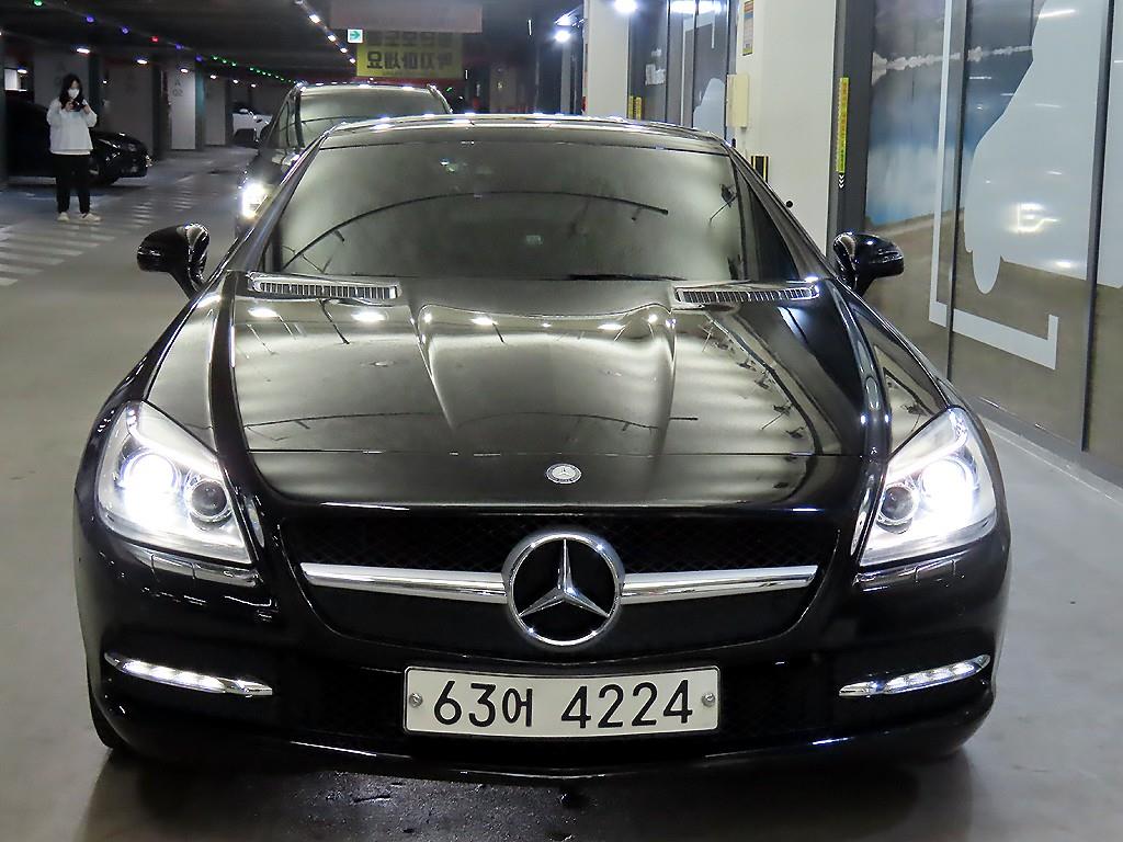 Mercedes Benz SLK Class - Vista 2