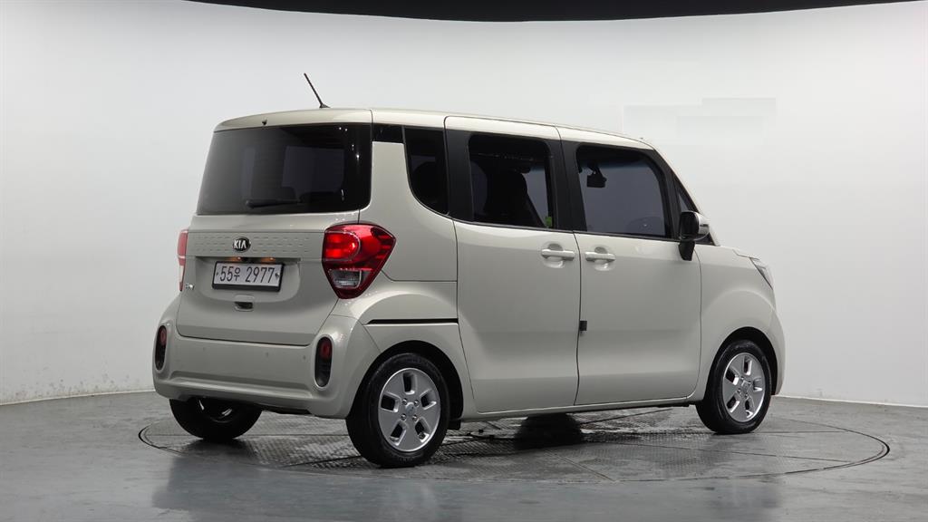 KIA Ray - Vista 2