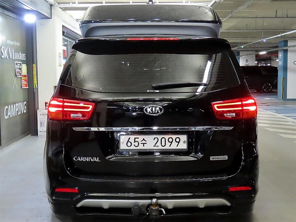 KIA Carnival - Vista 5