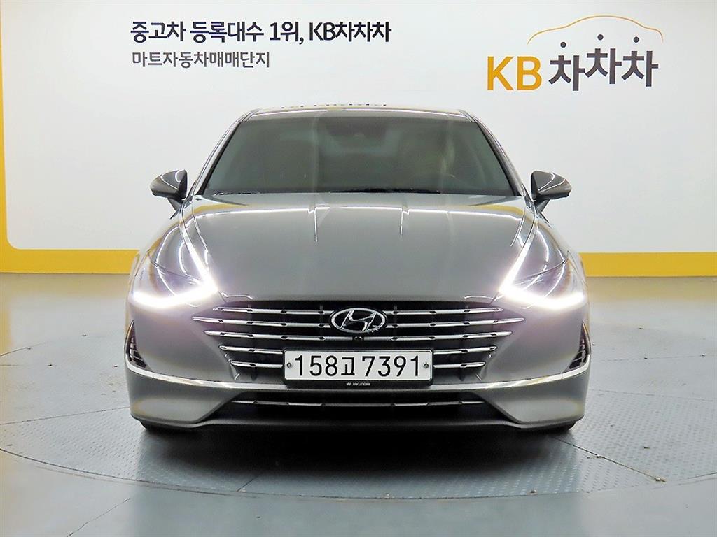 HYUNDAI Sonata - Vista 2