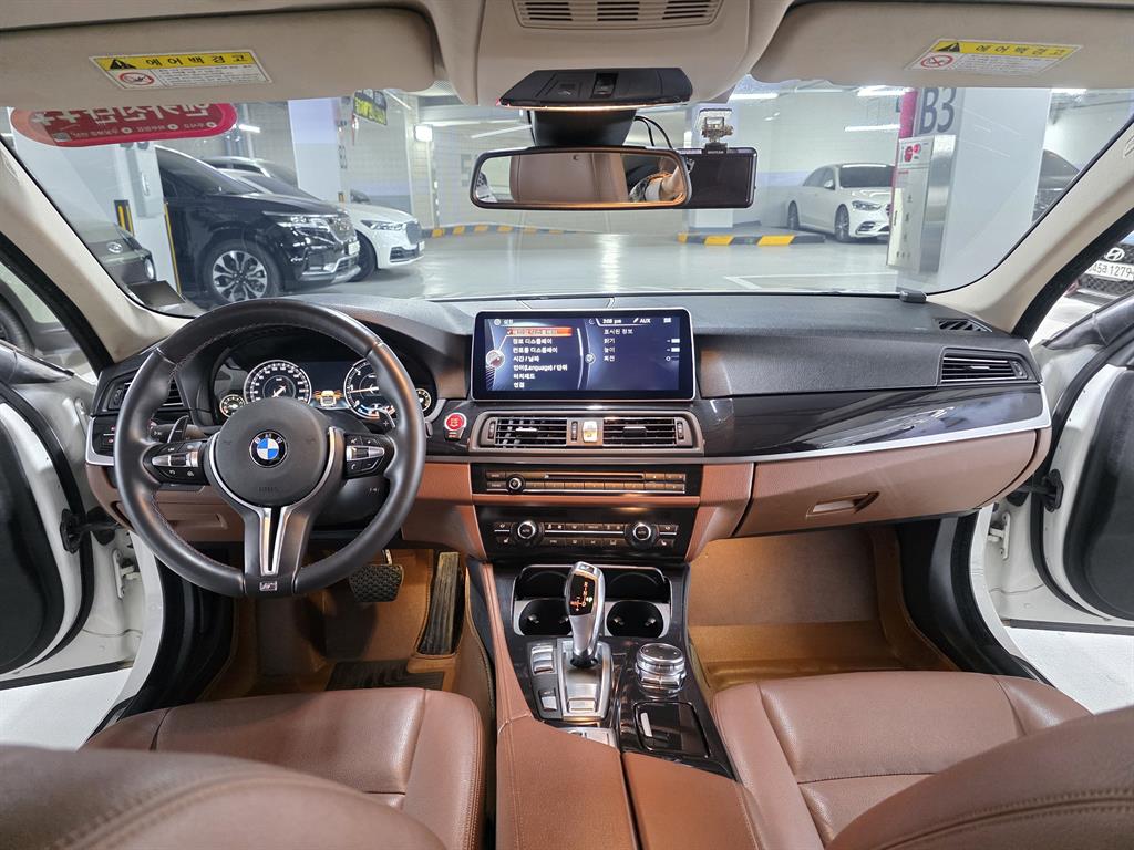BMW 5 Series - Vista 9
