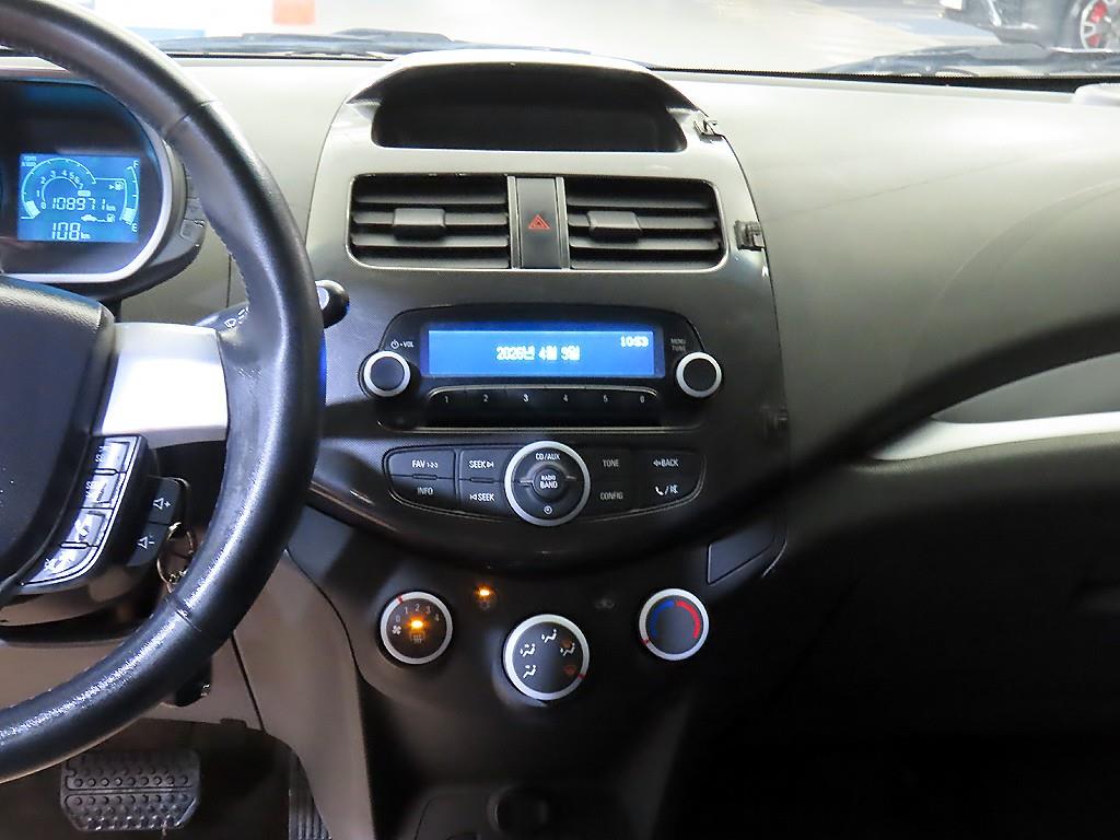 Chevrolet Spark - Vista 11