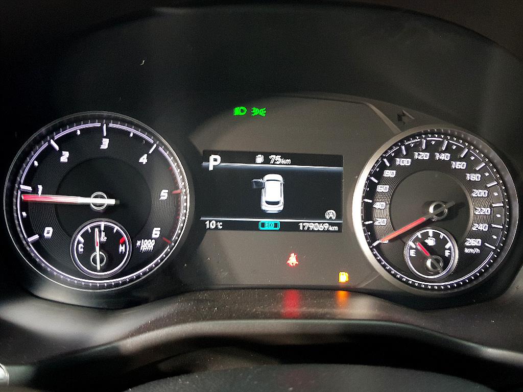 HYUNDAI Santa Fe - Vista 7