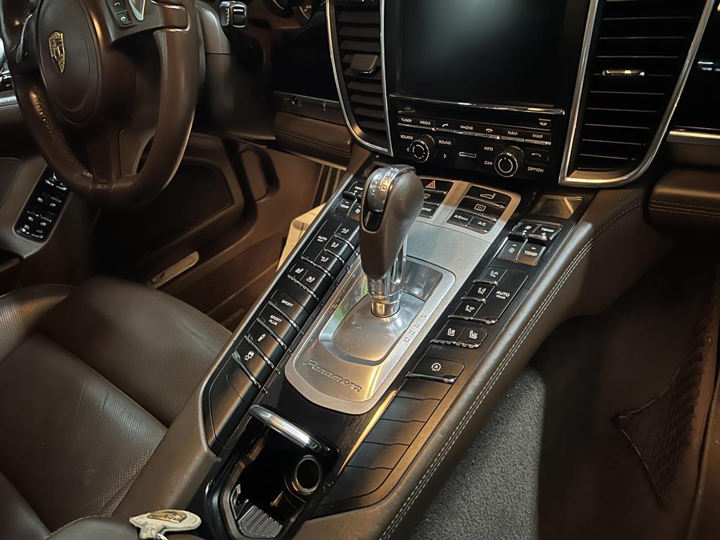 Porsche Panamera - Vista 5