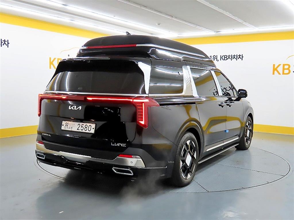 KIA Carnival - Vista 4
