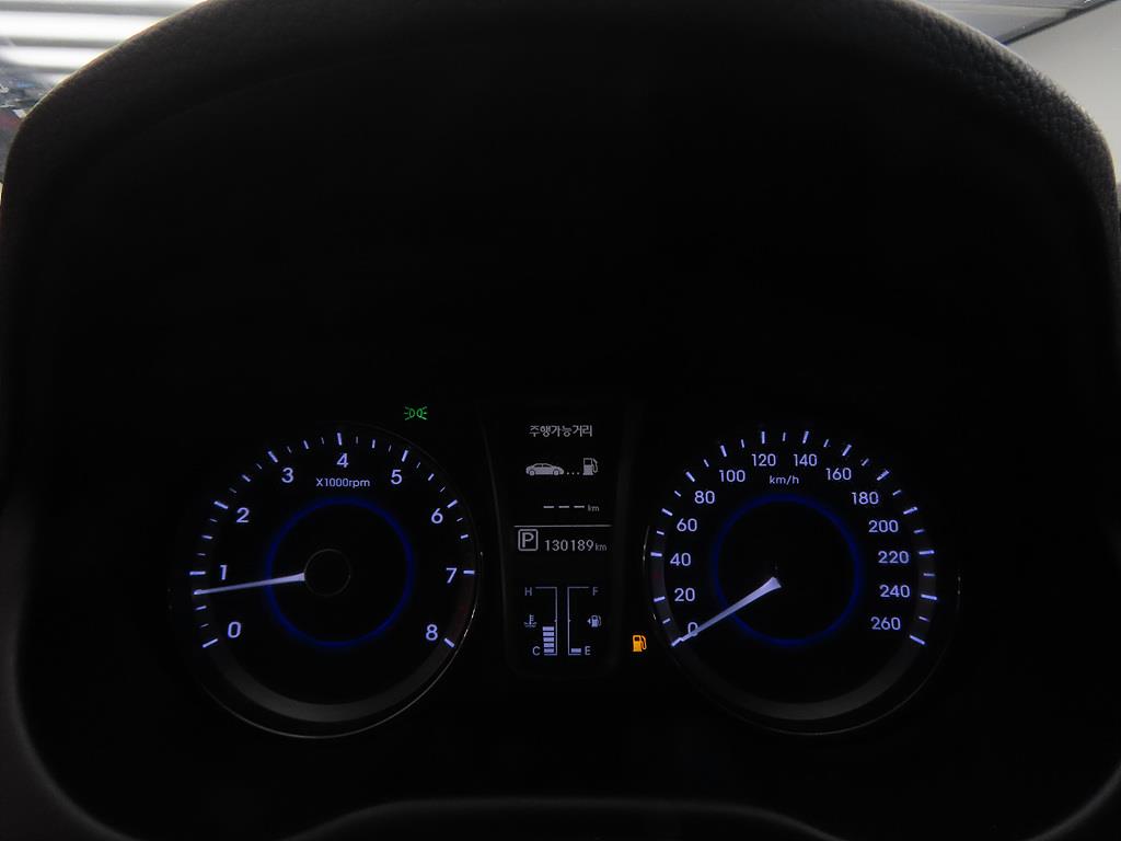 HYUNDAI Grandeur - Vista 9