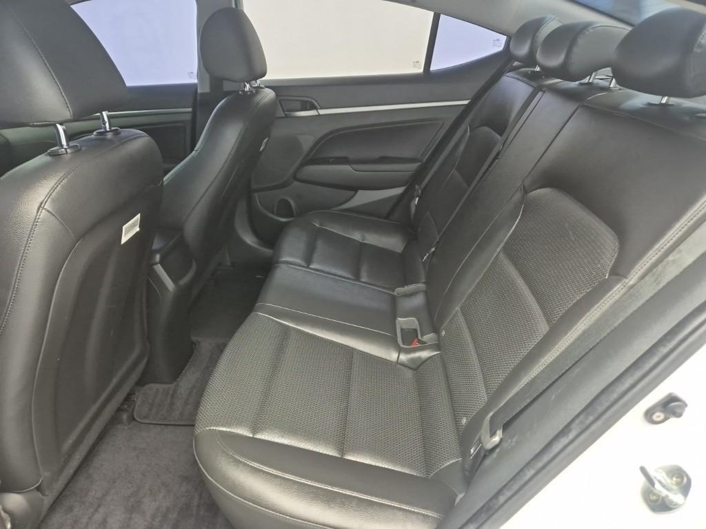 HYUNDAI Avante 2018 Blanco - Importación desde Corea - HF Imports Iquique - Foto 18