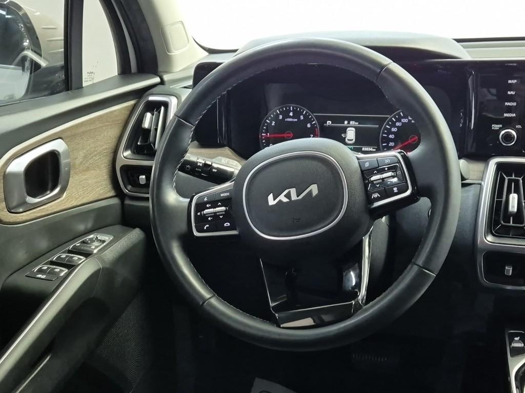 KIA Sorento - Vista 9