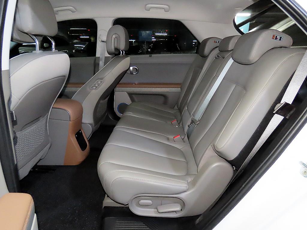 HYUNDAI Ioniq 5 - Vista 7