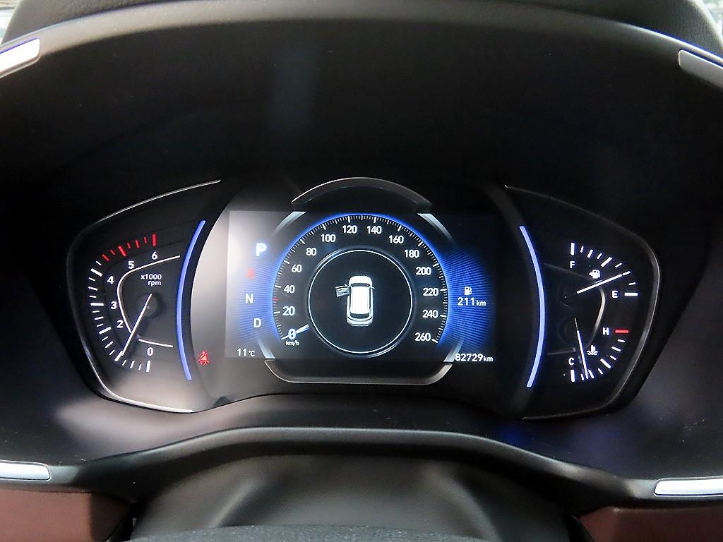 HYUNDAI Santa Fe - Vista 9