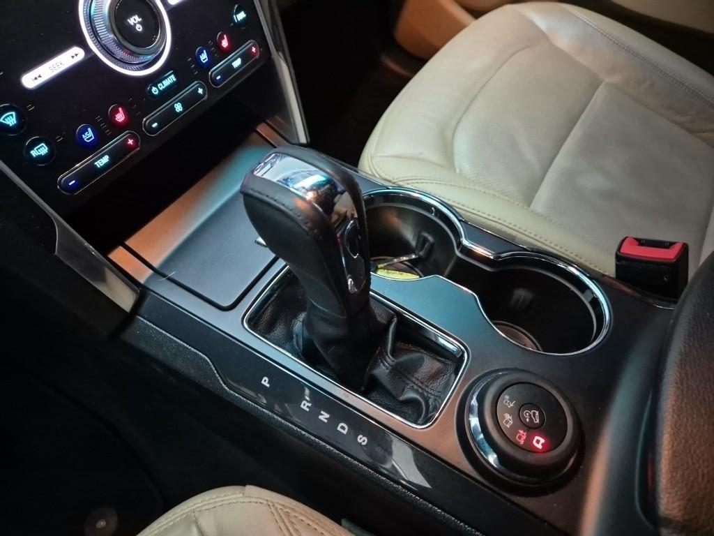 Ford Explorer - Vista 8