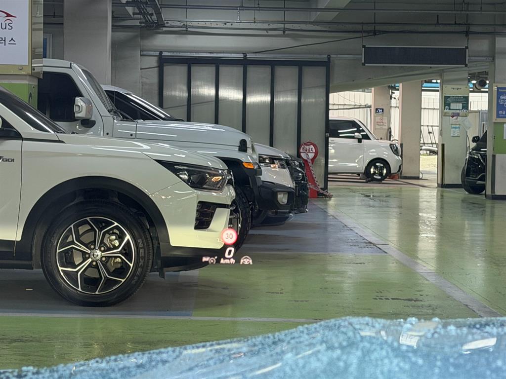 Mercedes Benz SL Class - Vista 12