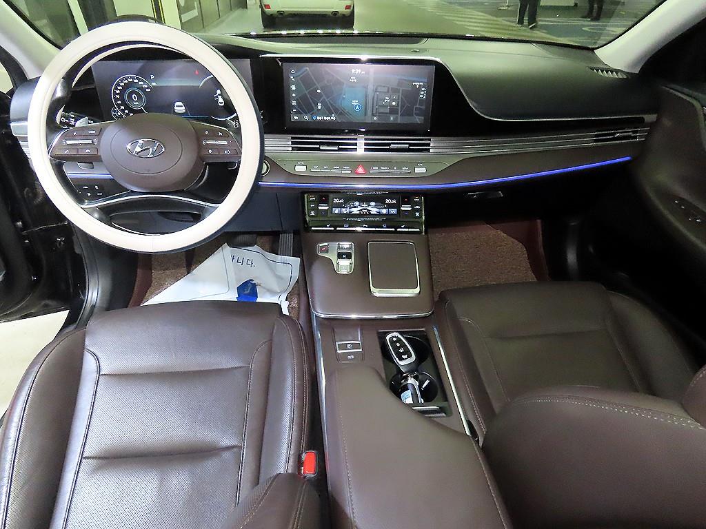 HYUNDAI Grandeur - Vista 10