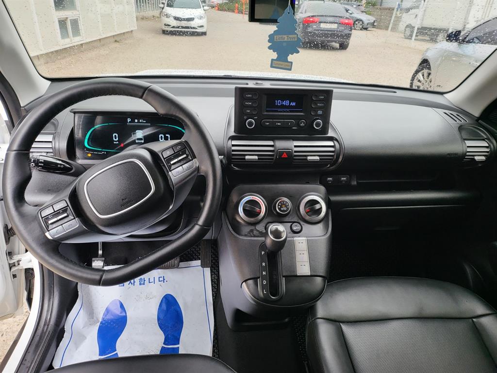 HYUNDAI Casper - Vista 7