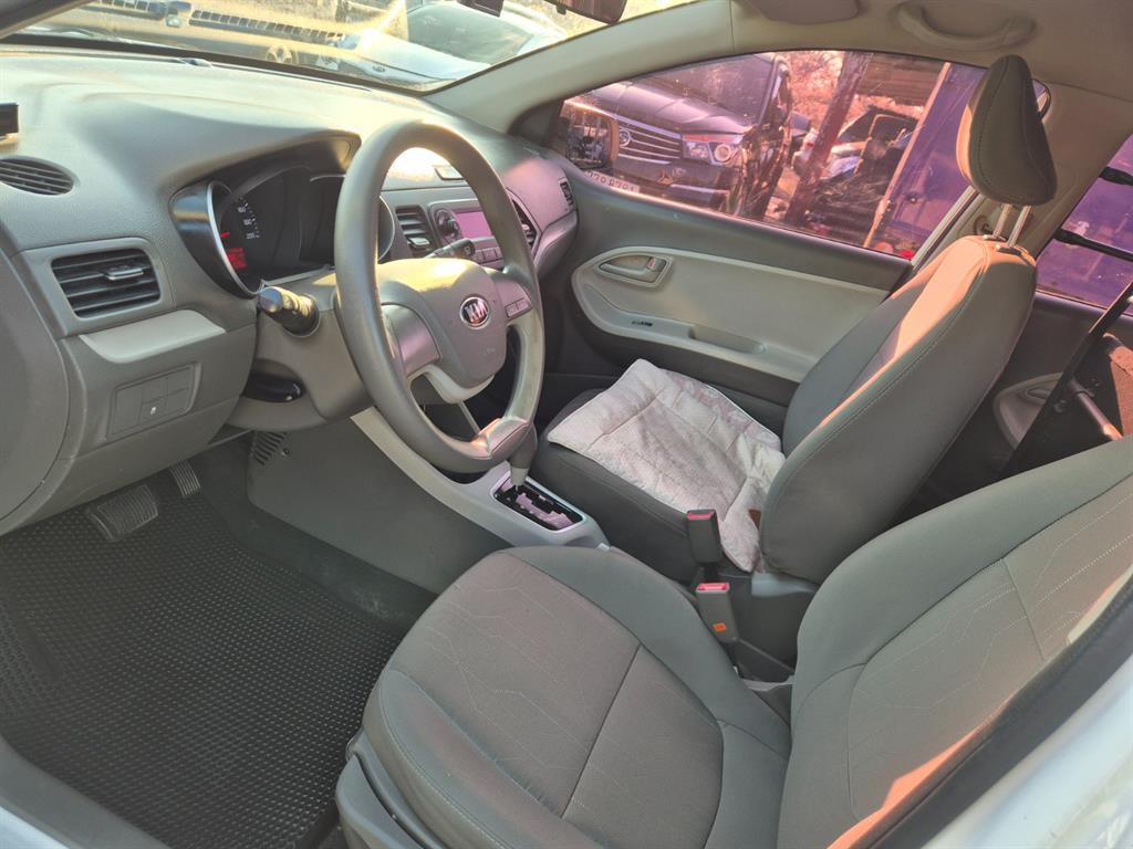 KIA Morning - Vista 10