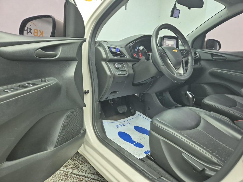 Chevrolet Spark 2016 Plateado - Importación desde Corea - HF Imports Iquique - Foto 18